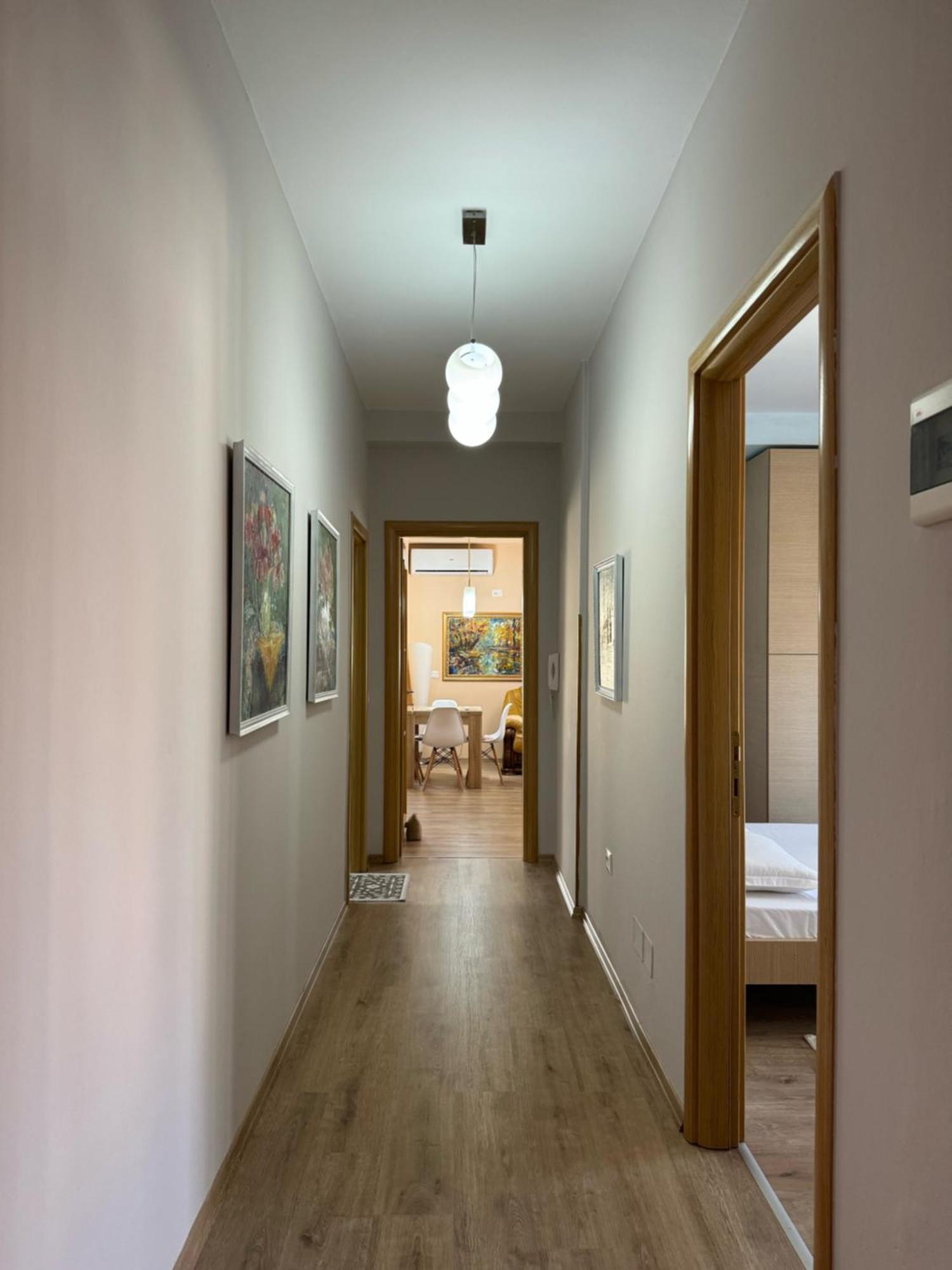 Apartament Era's